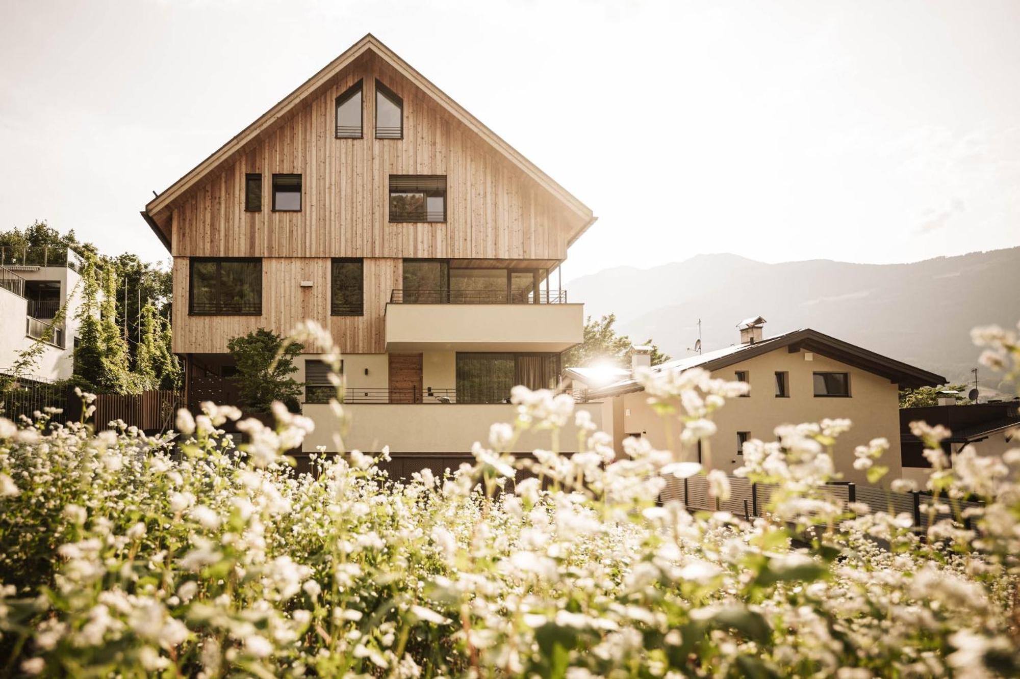 Milla Apartments Bressanone Bagian luar foto